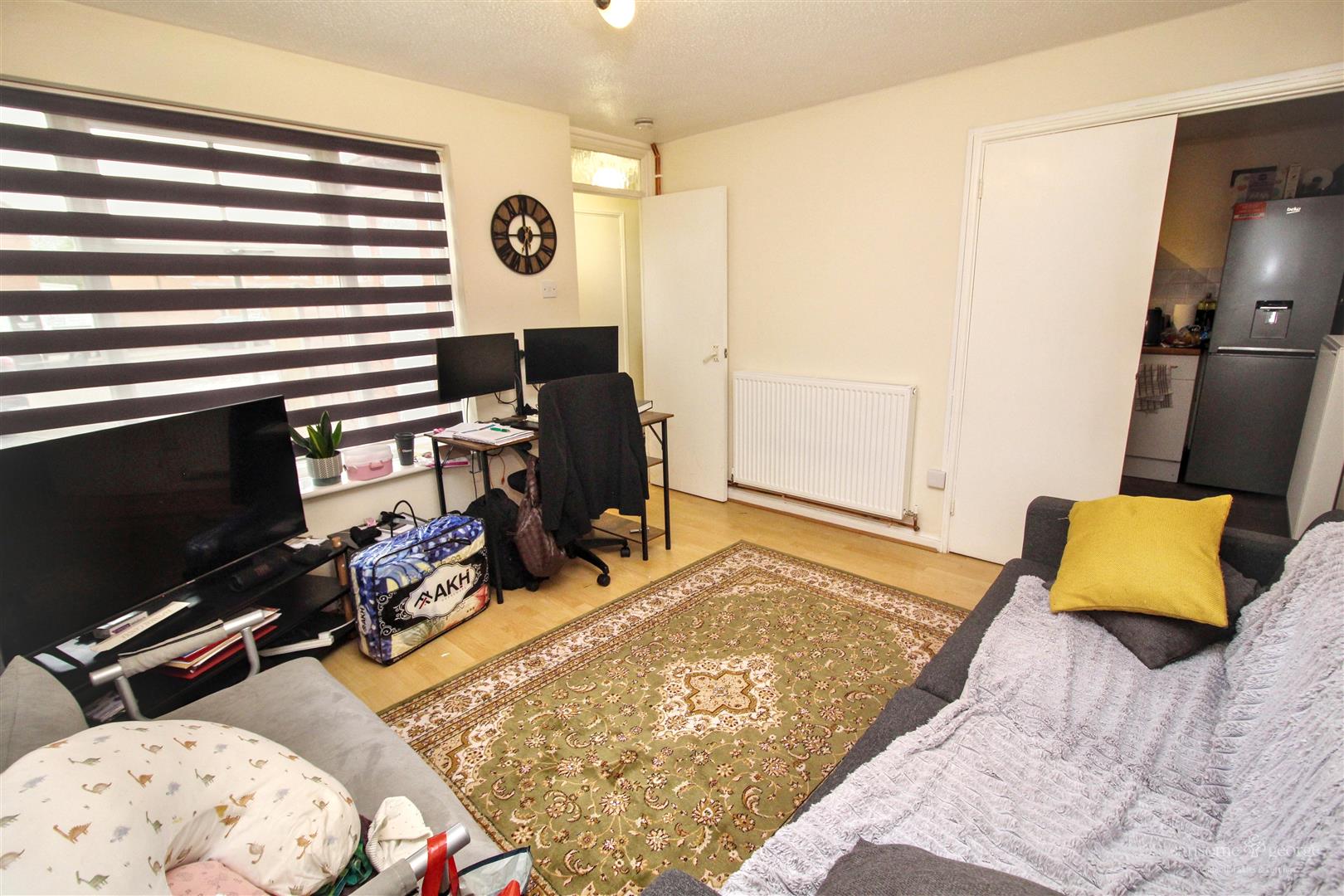 1 bed property in Fernhurst Road, Reading